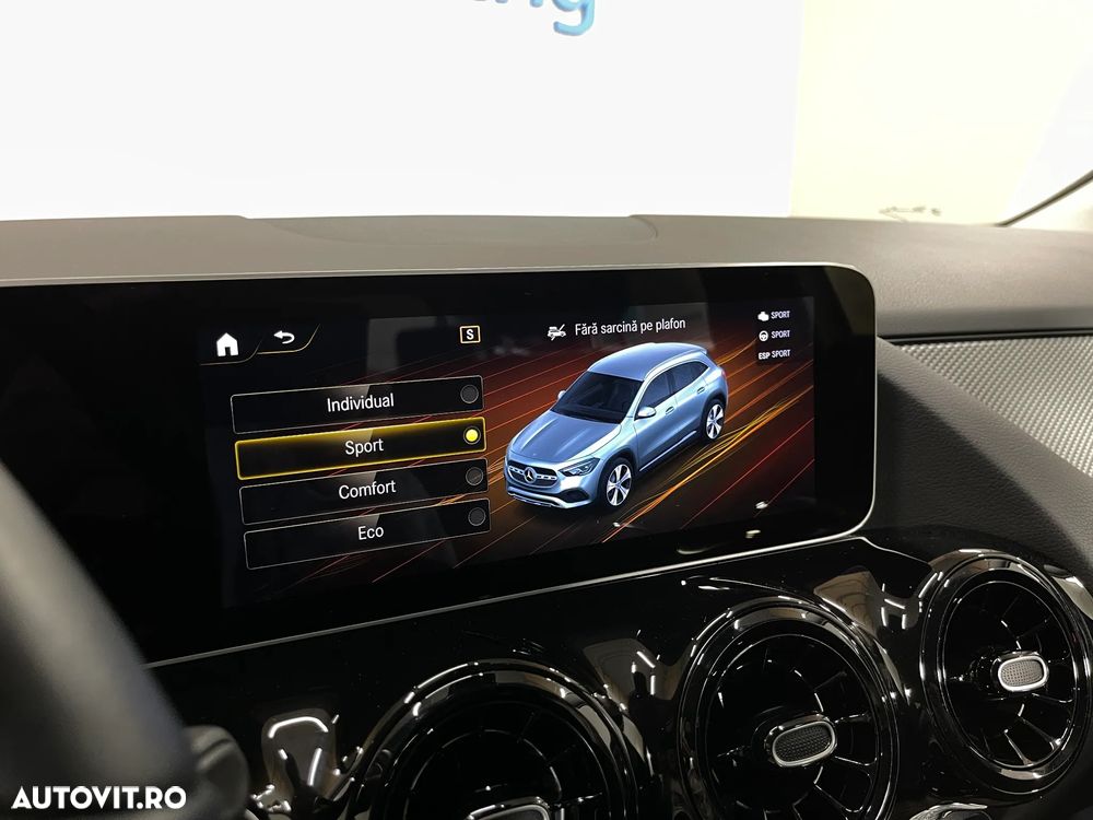 Mercedes-Benz GLA - 15