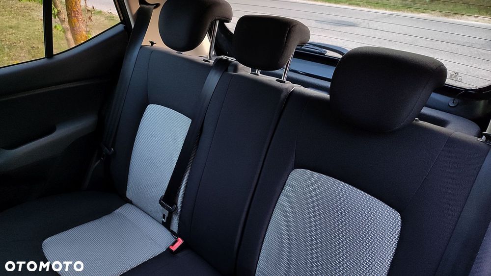 Hyundai i10 1.1 expression - 32