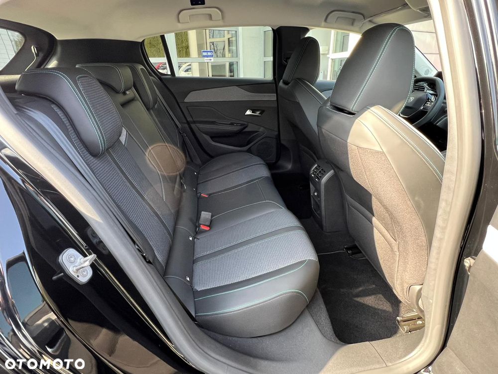 Peugeot 308 PureTech 130 GPF EAT8 Stop & Start Allure Pack - 17