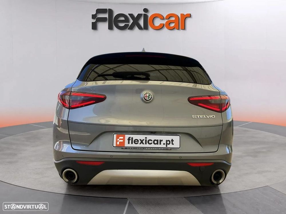 Alfa Romeo Stelvio 2.2 D Super AT8 - 8