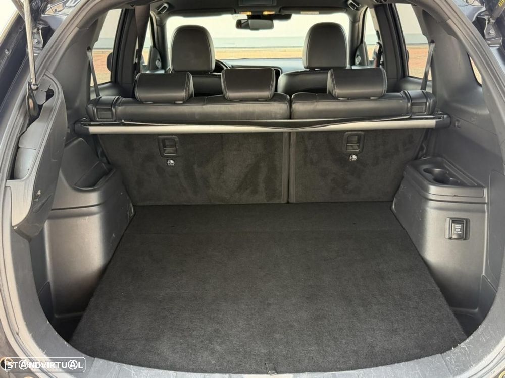 Mitsubishi Outlander 2.0 Instyle Navi - 26