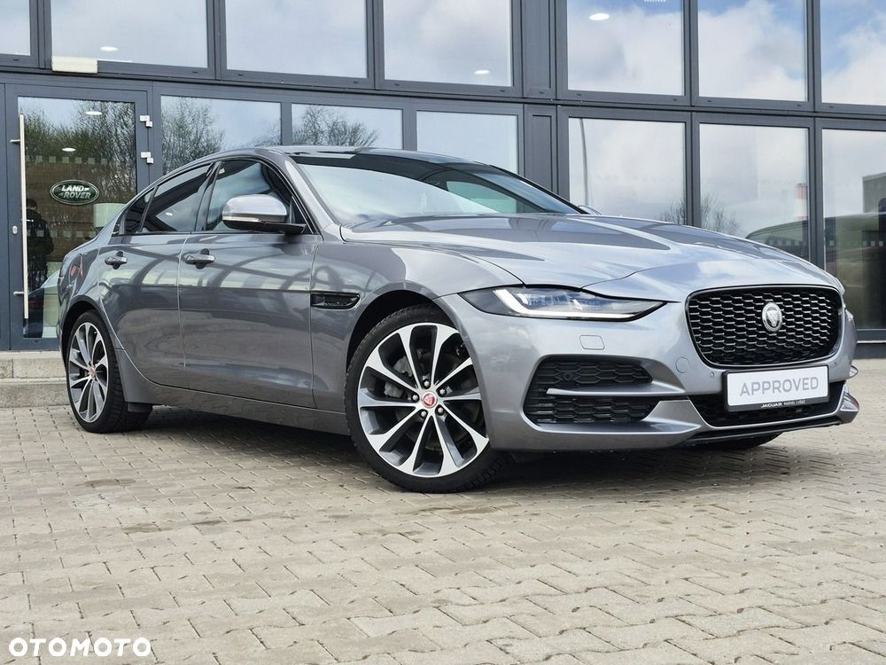 Jaguar XE D200 AWD SE - 5