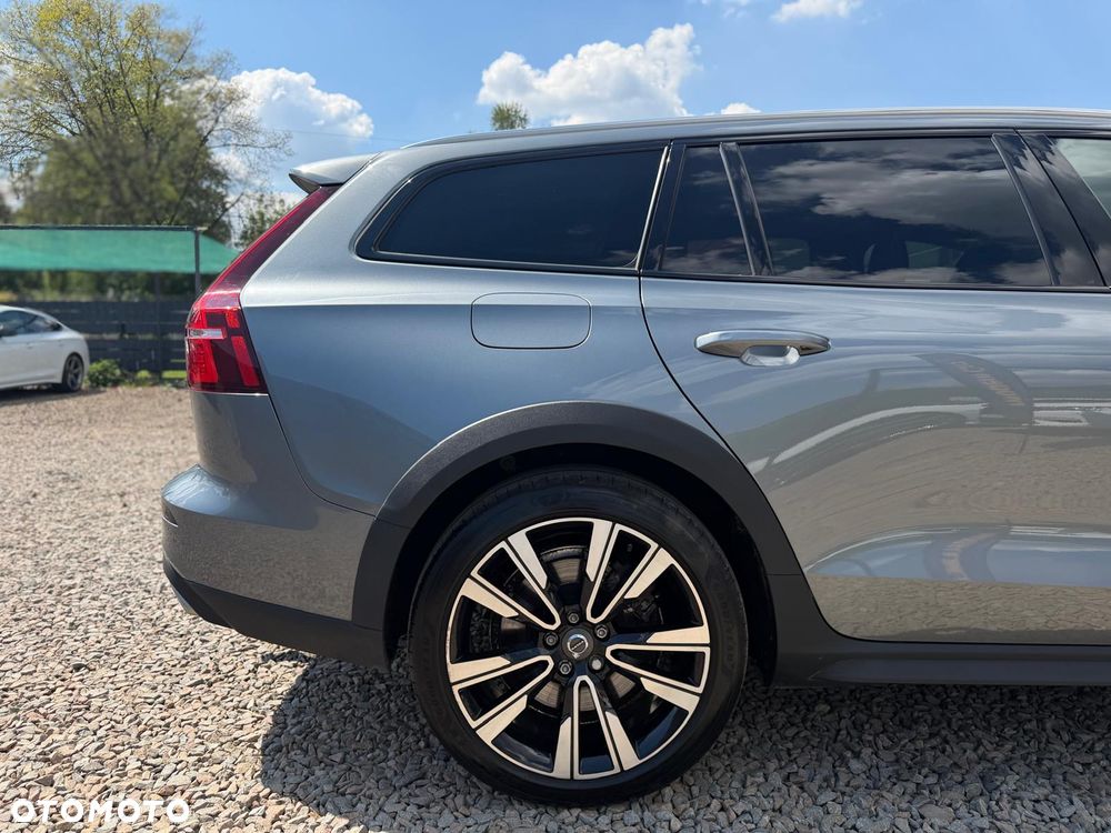 Volvo V60 Cross Country D4 AWD Geartronic Pro - 10