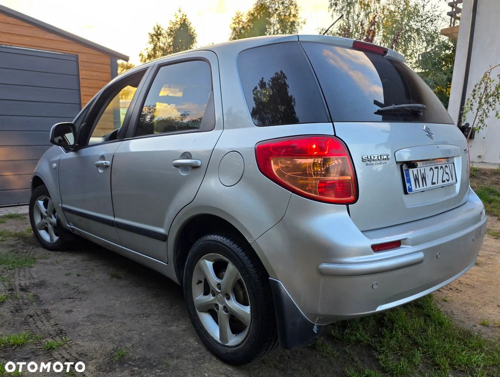 Suzuki Sx4 2008 photo 3