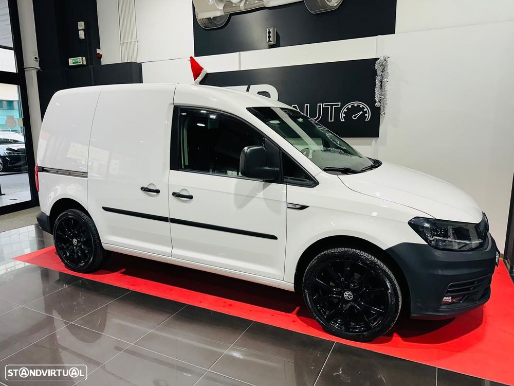 VW Caddy 2.0 TDI (5L) DSG - 36