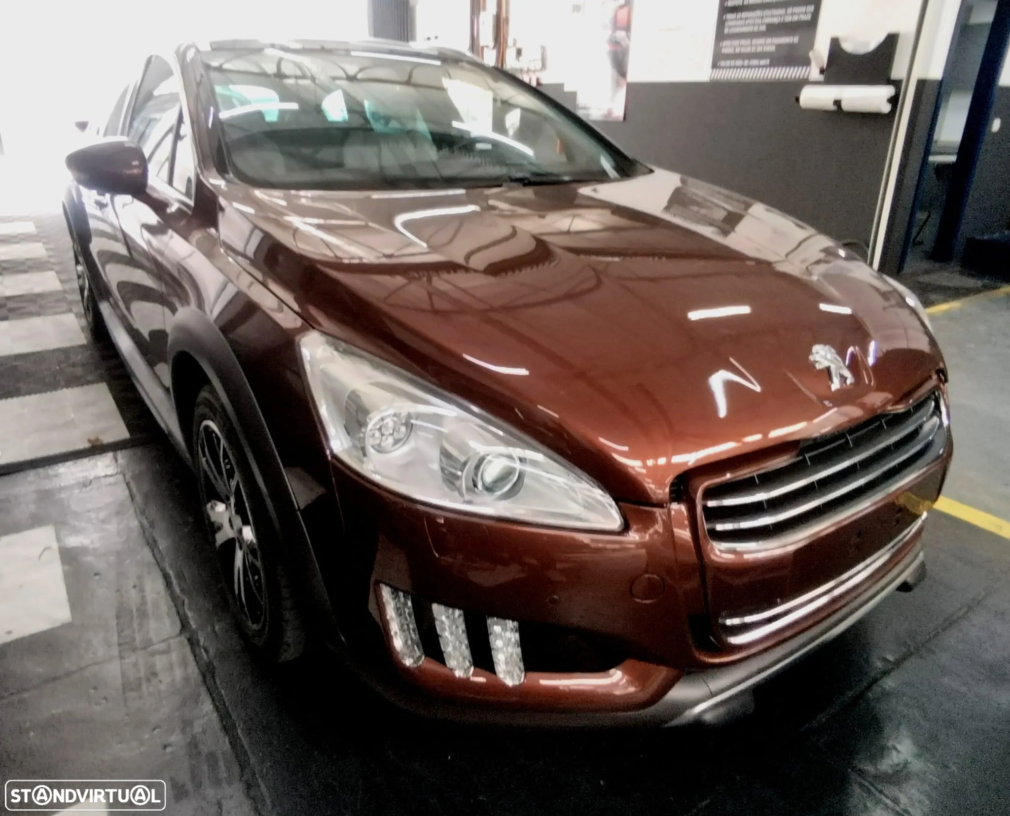 Peugeot 508 RXH 2.0 HDi Hybrid4 2-Tronic - 2