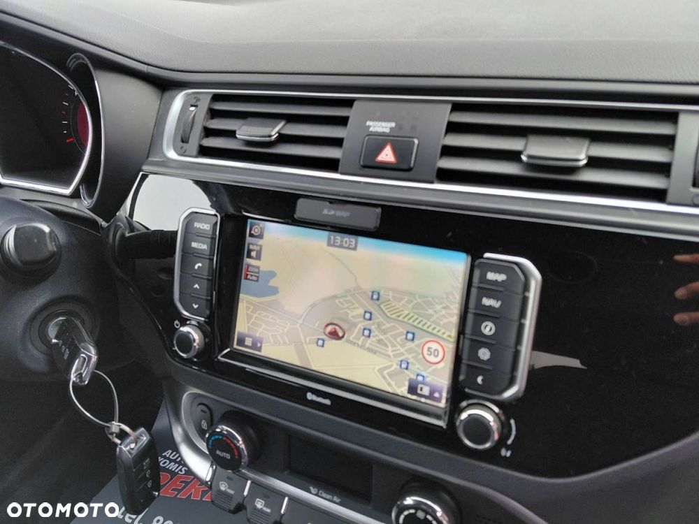Kia Rio - 16