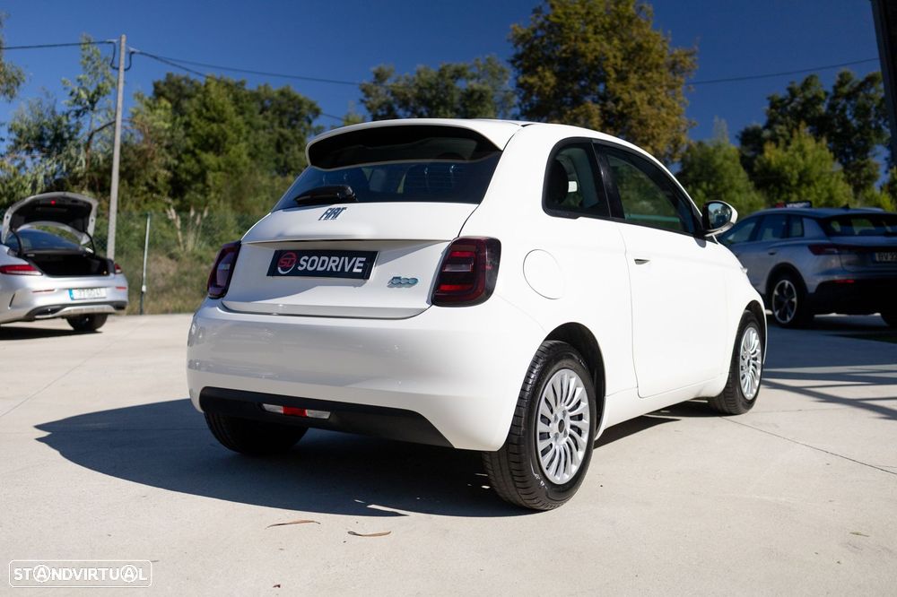 Fiat 500e - 16