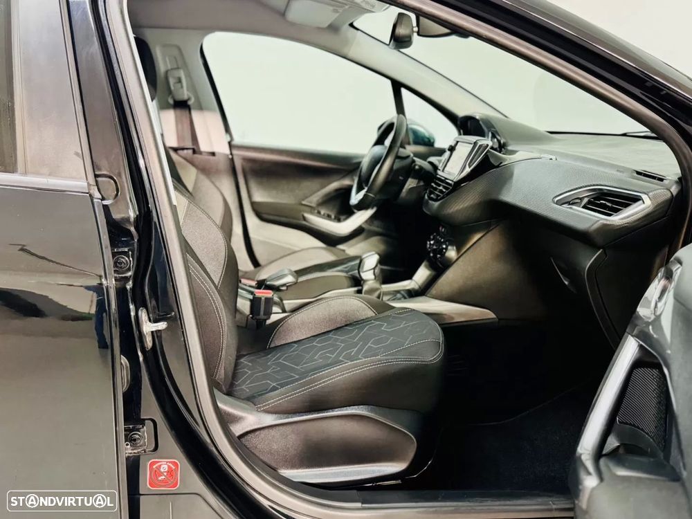 Peugeot 2008 1.6 BlueHDi Style - 47