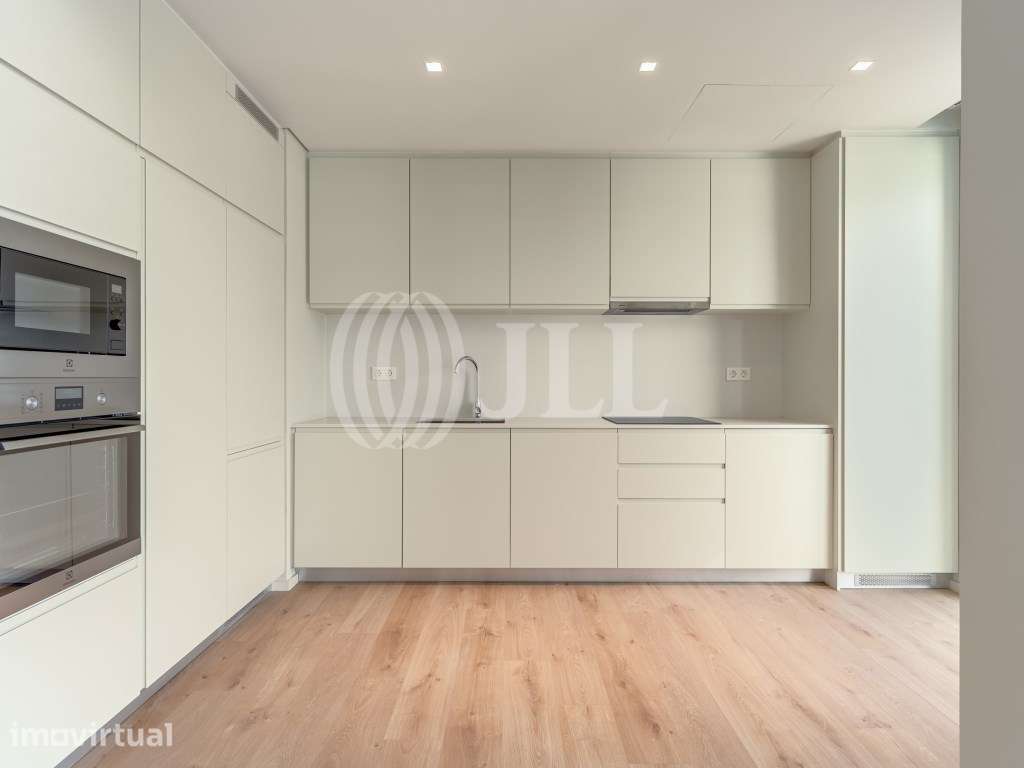 Apartamento T3 duplex, no Monview, em Miraflores, Lisboa - Grande imagem: 2/26