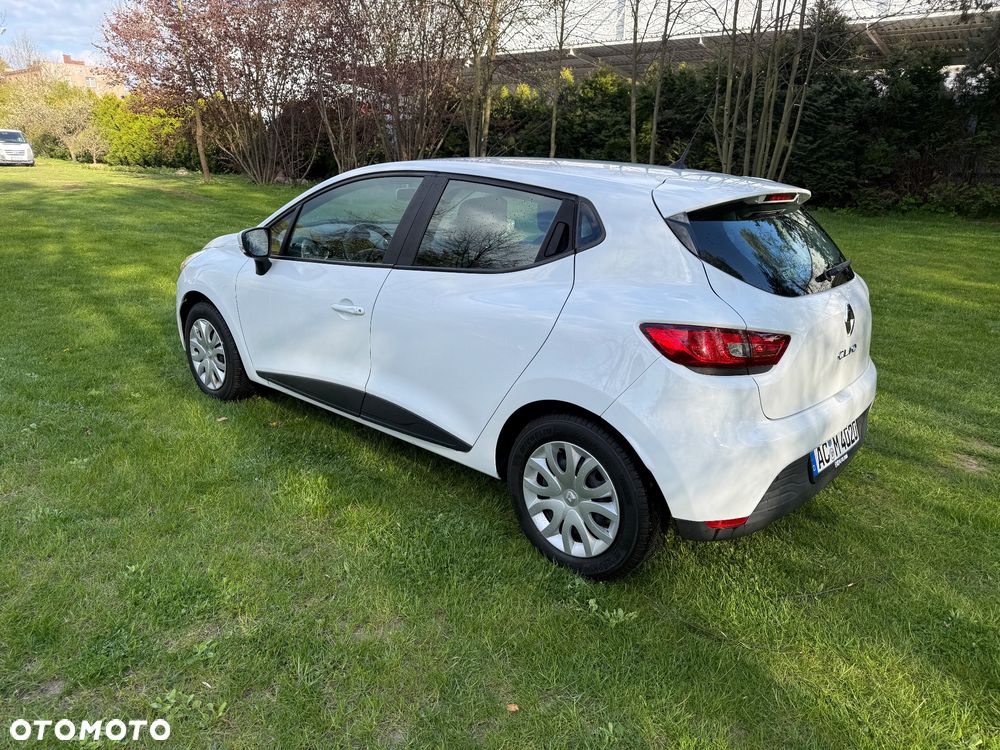 Renault Clio 1.2 16V 75 Dynamique - 13