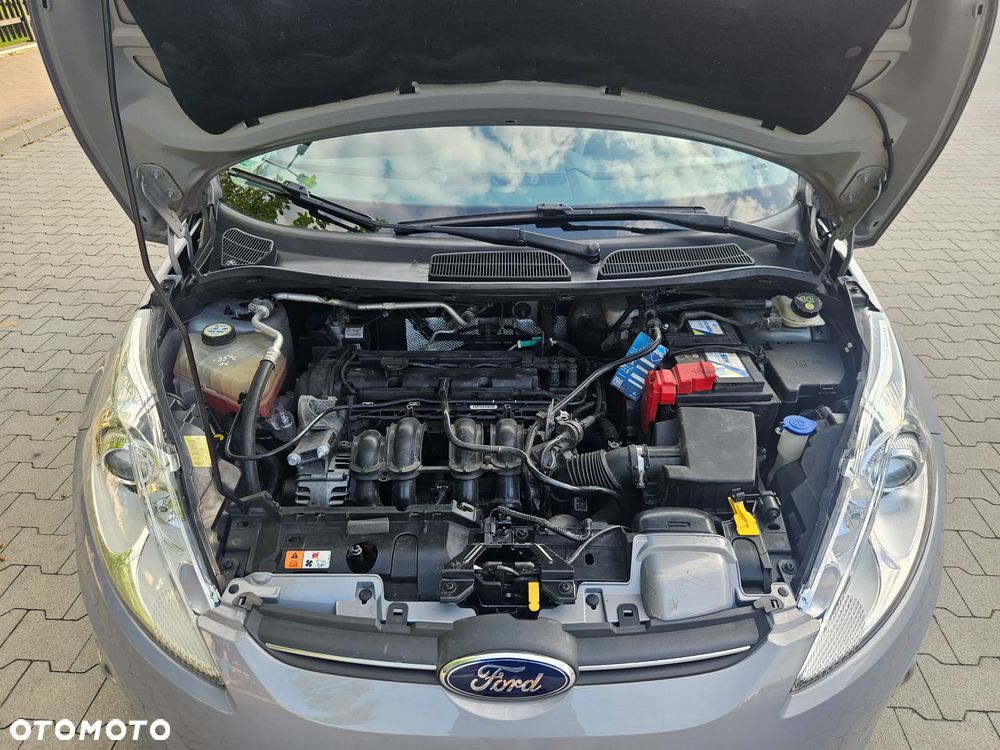 Ford Fiesta 1.4 Ghia EU5 - 19