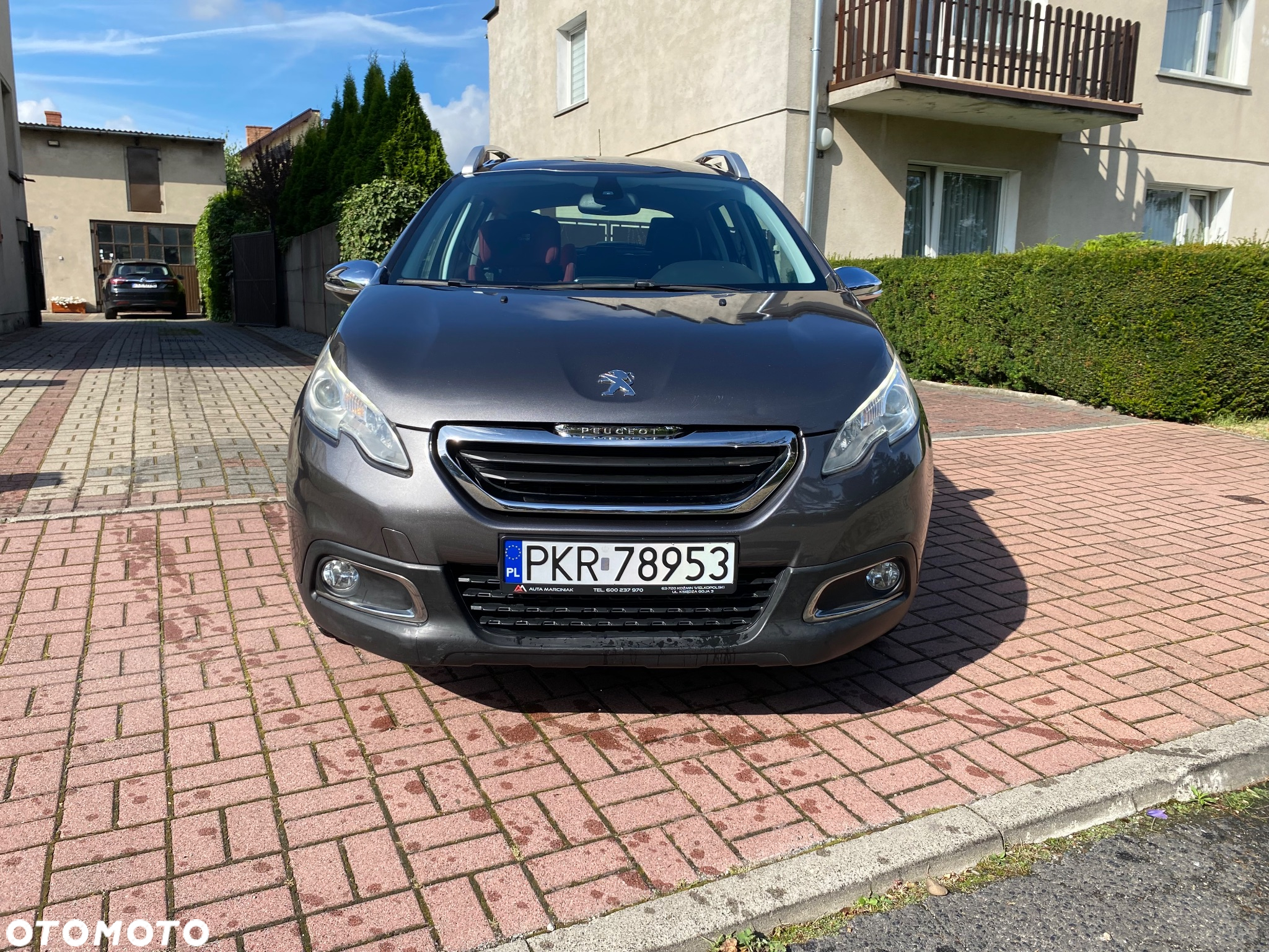 Peugeot 2008 1.6 e-HDi Allure S&S - 3