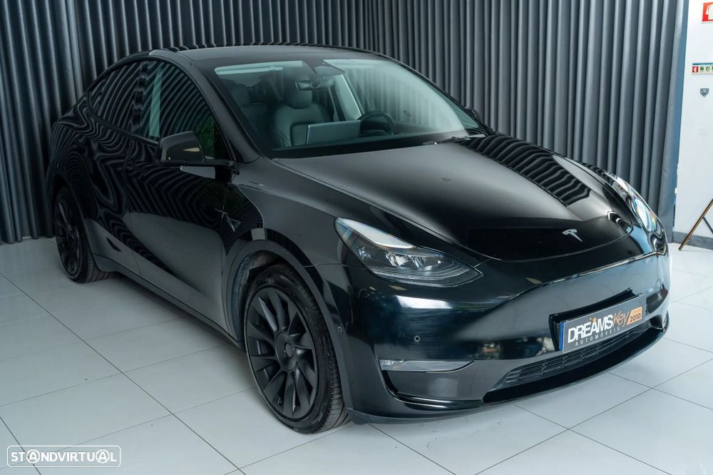 Tesla Model Y Long Range Dual Motor AWD - 16