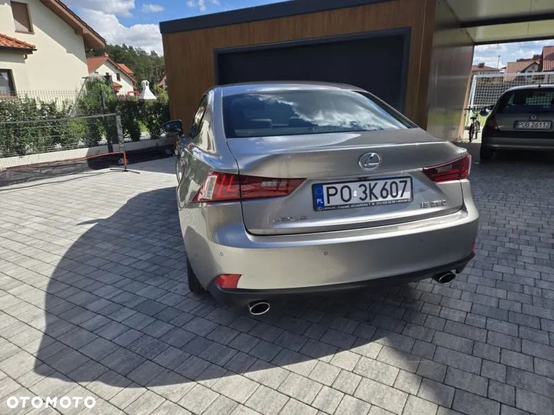 Lexus IS 250 Comfort - 3