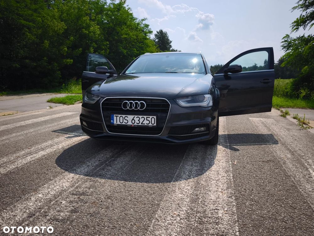 Audi A4 Avant 2.0 TDI DPF clean diesel multitronic S line Sportpaket - 1