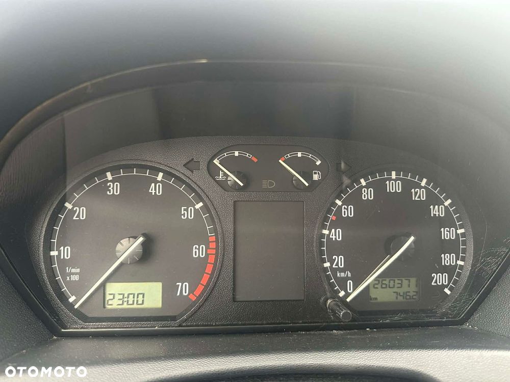 Skoda Fabia 1.4 16V Exact - 7