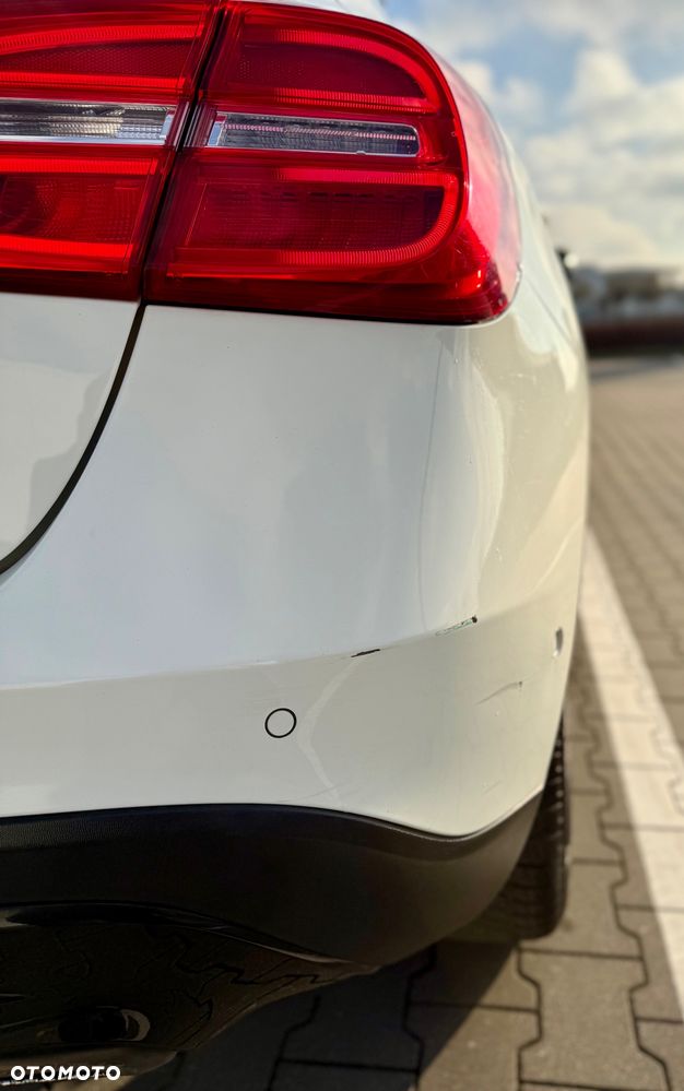 Mercedes-Benz GLA 200 7G-DCT Urban - 9