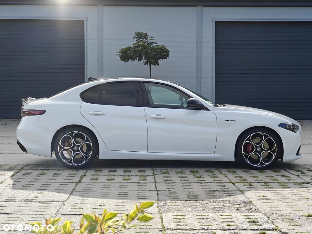 Alfa Romeo Giulia 2.0 Turbo 16V AT8 Veloce Ti - 8