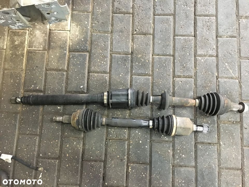 polos lewa alfa 159 1.9 jts - 1