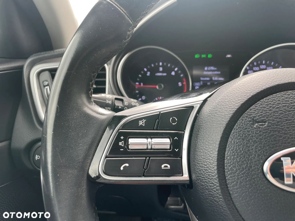 Kia Ceed 1.6 CRDi SCR M - 25