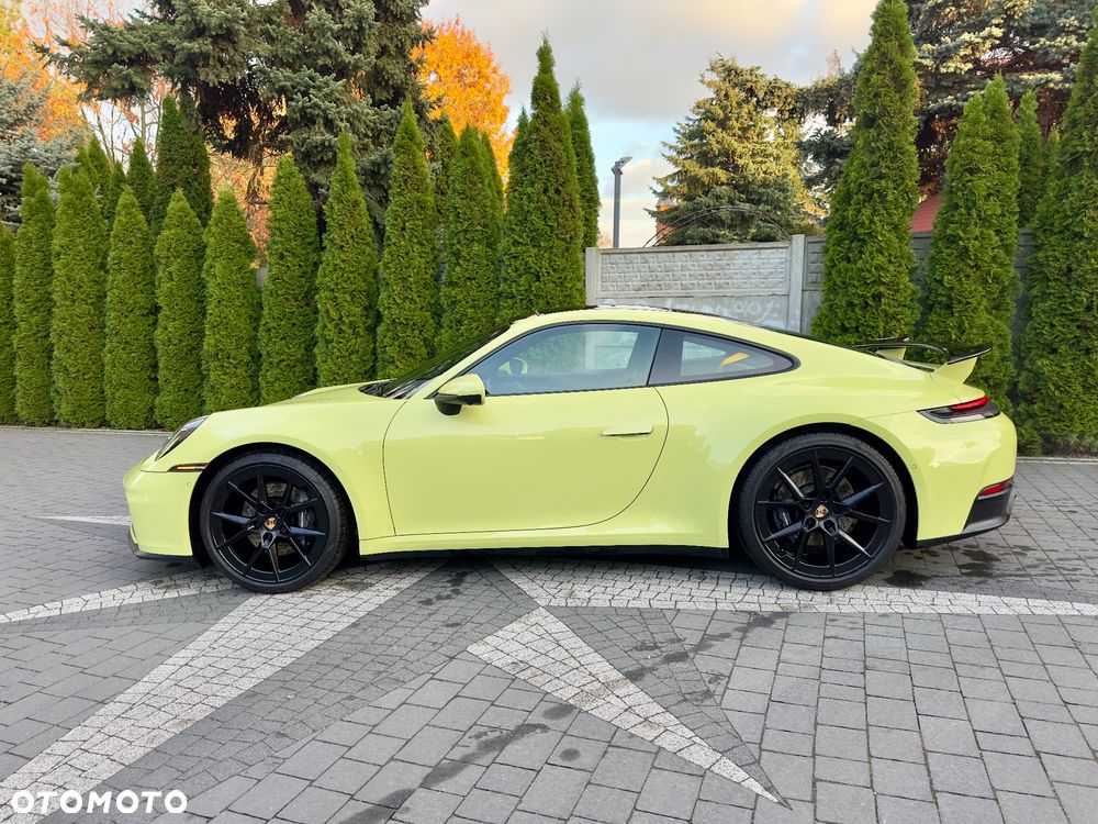 Porsche 911 Carrera - 11