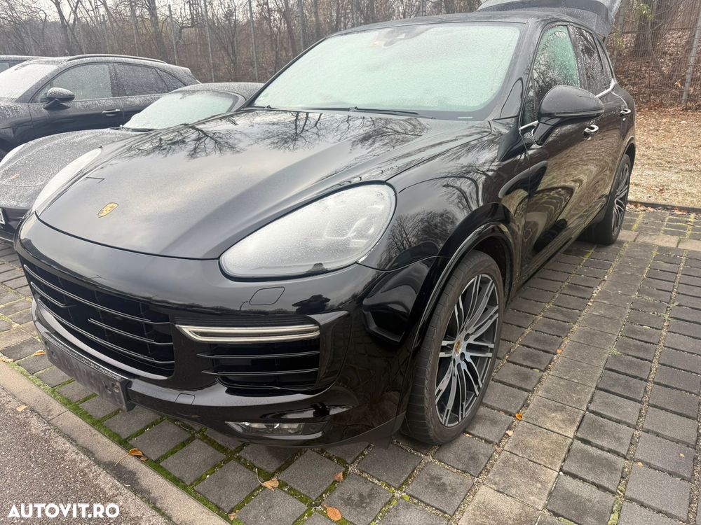 Porsche Cayenne Turbo S Tiptronic S - 9