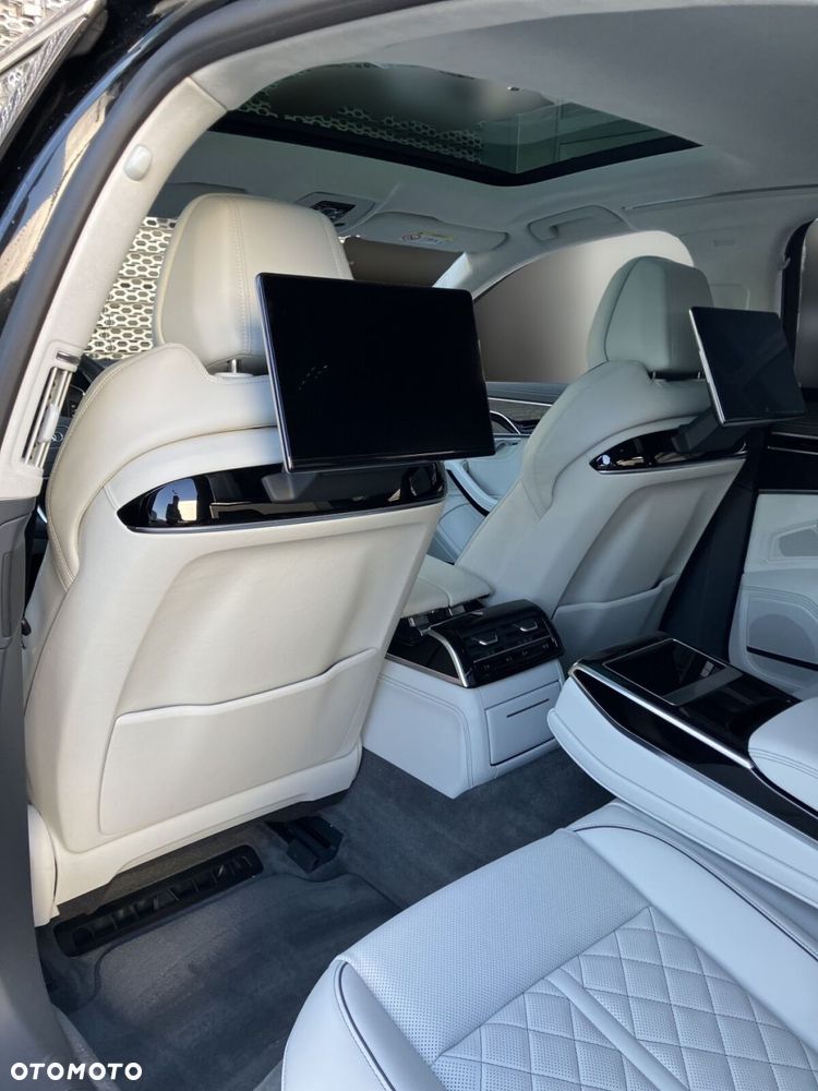 Audi A8 - 17