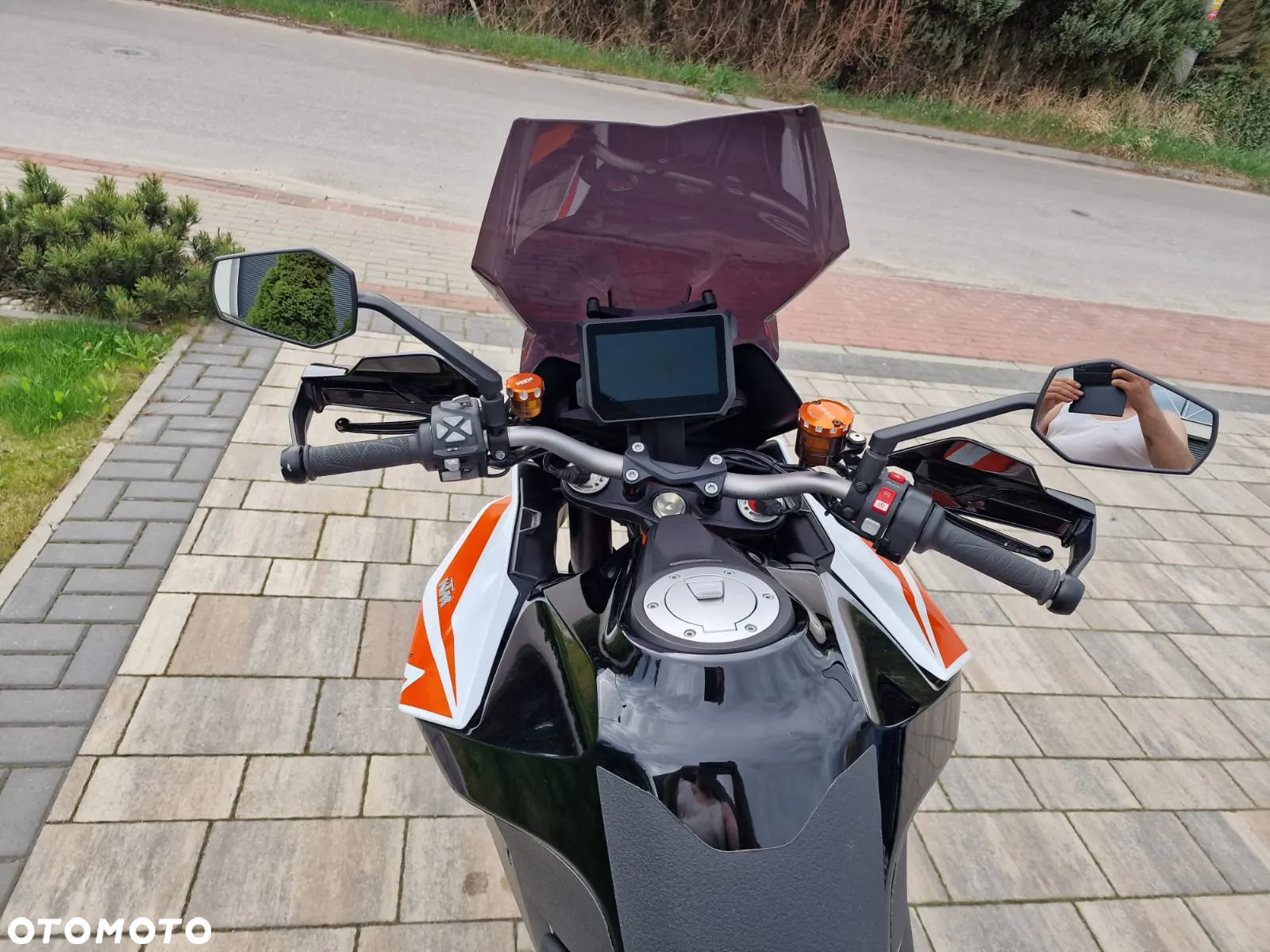 KTM Super Duke - 10
