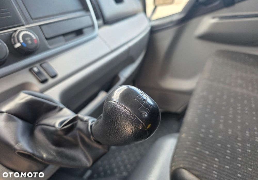 Mitsubishi Fuso Canter - 18