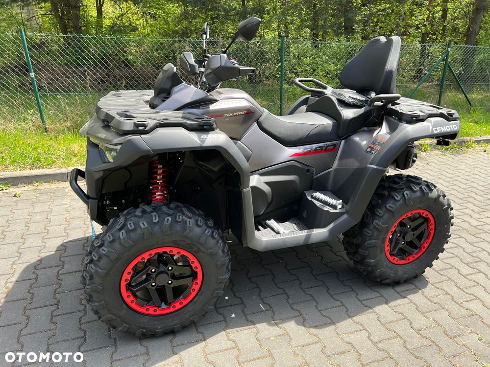 CFMoto CForce - 14