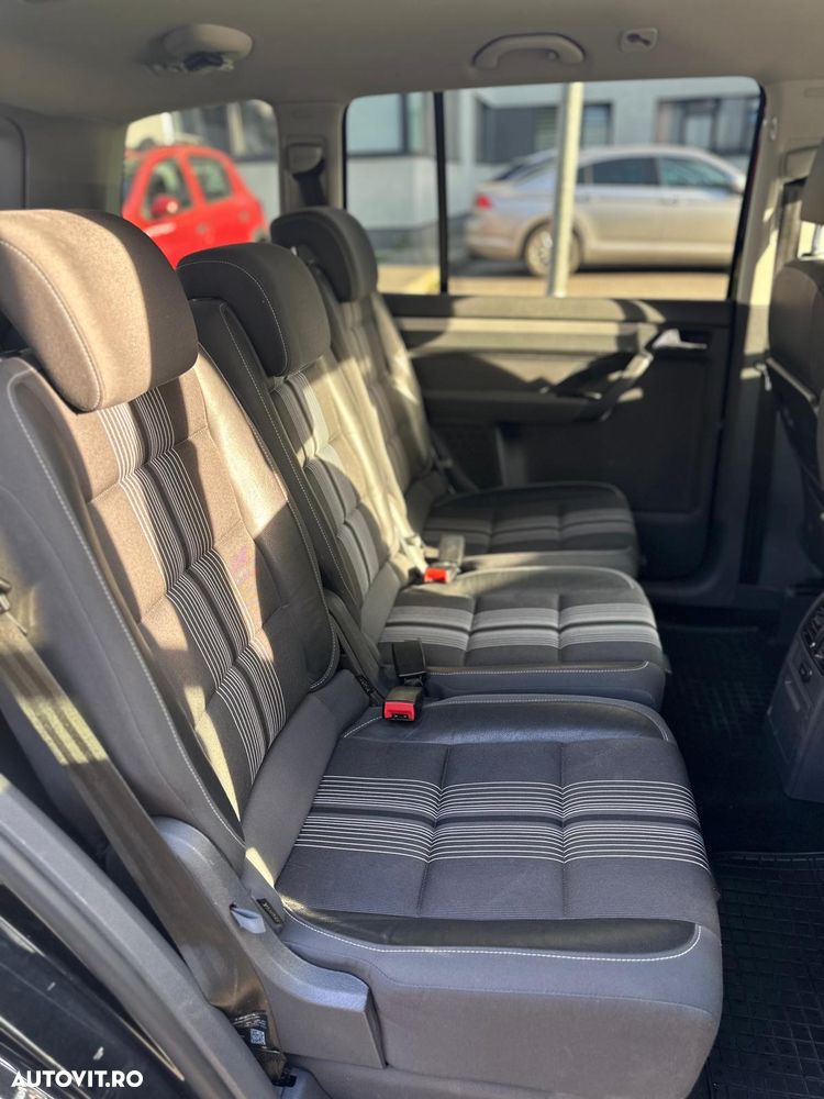 Volkswagen Touran 1.6 TDI DPF BlueMotion Technology MATCH - 9