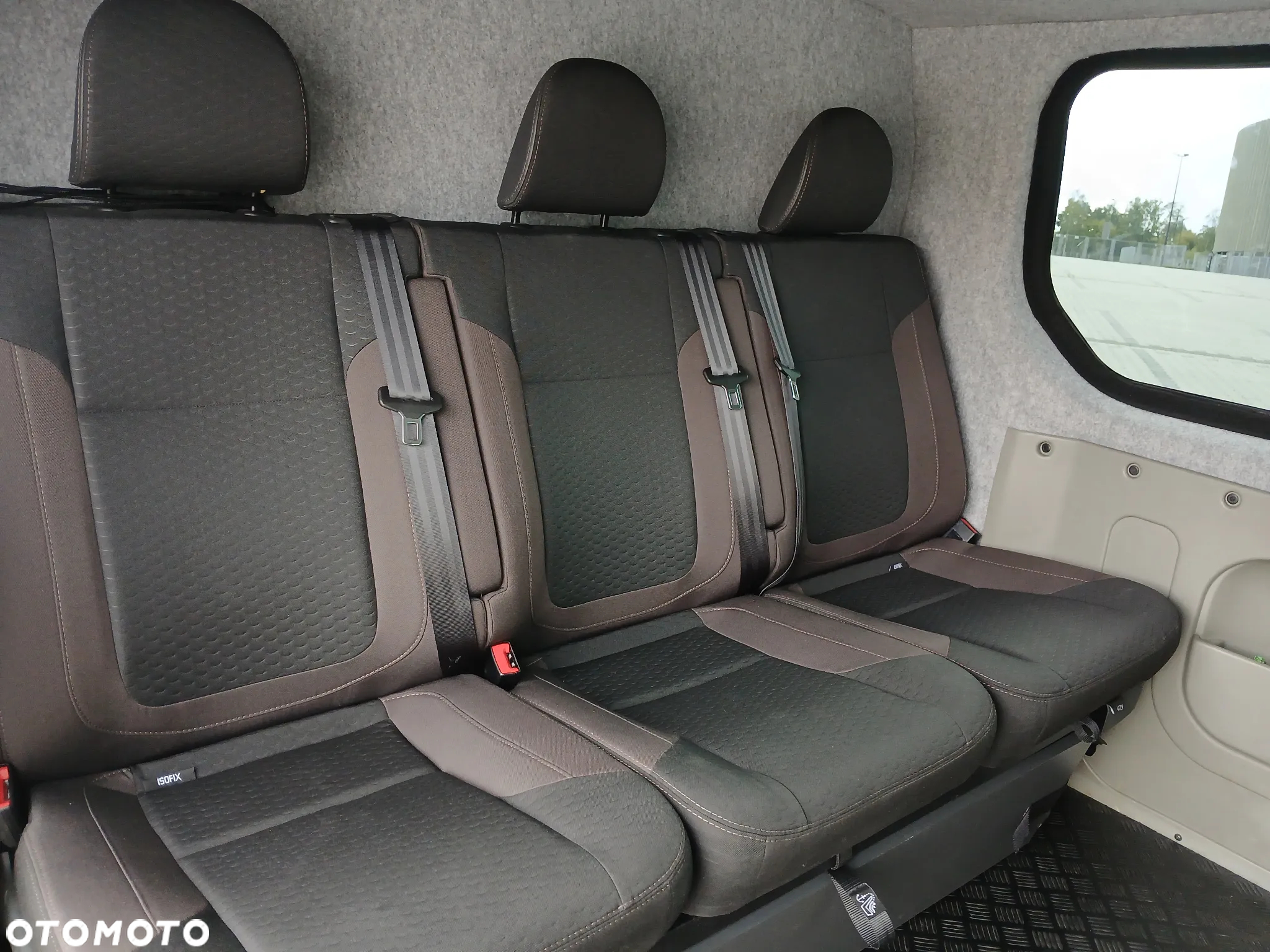 Opel Vivaro L2H1 2.9t - 7
