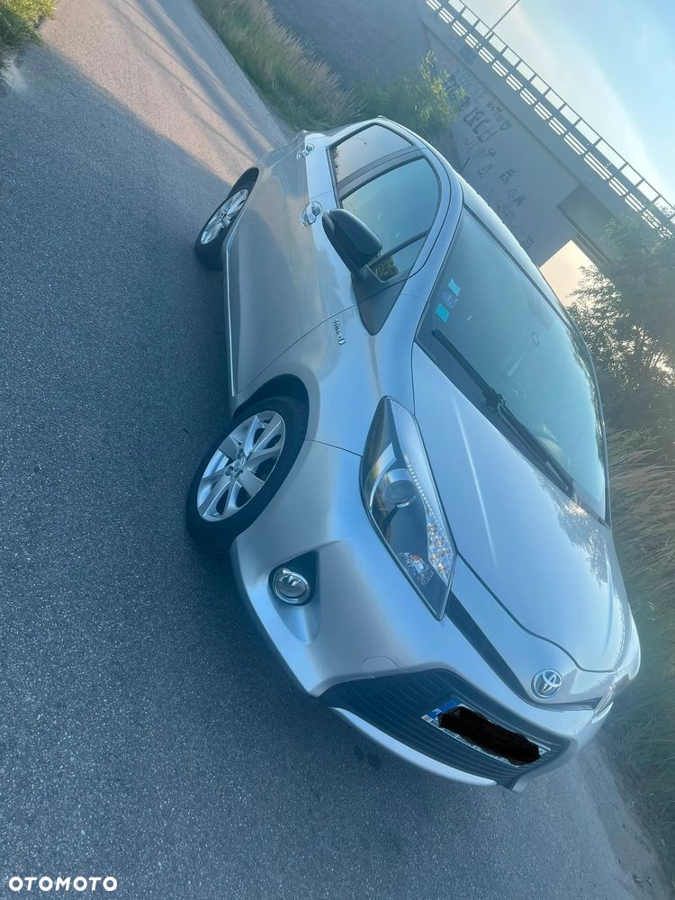 Toyota Yaris - 10