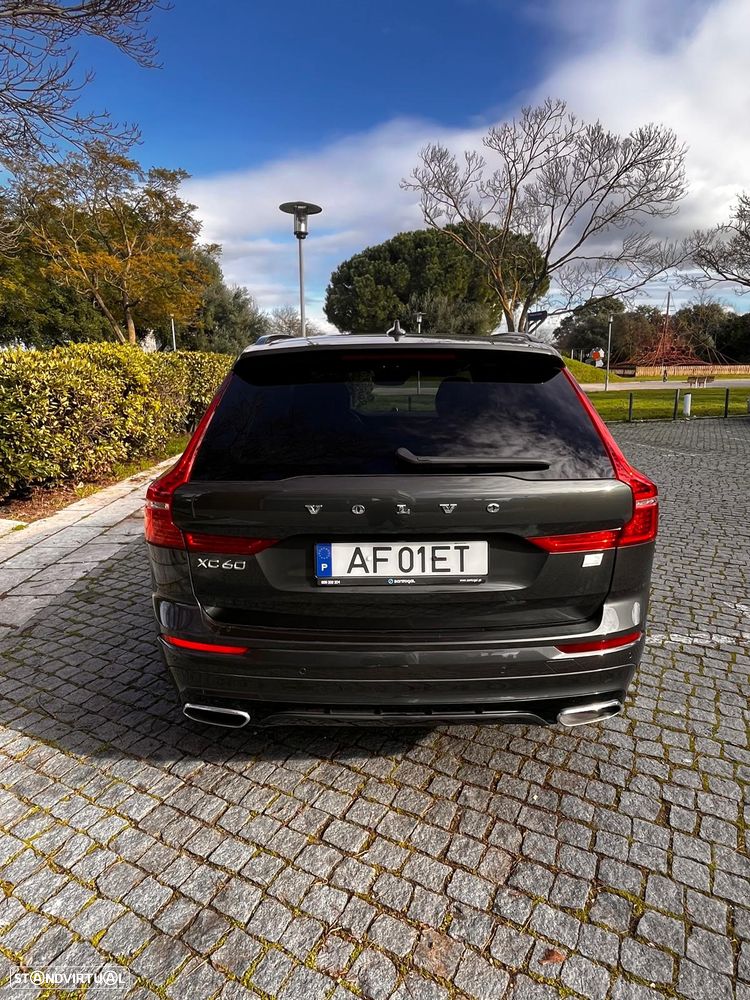 Volvo XC 60 2.0 T6 PHEV R-Design AWD - 5