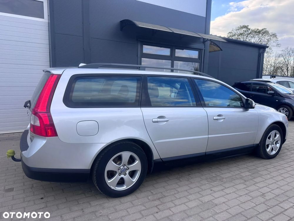 Volvo V70 2.5T Summum - 13