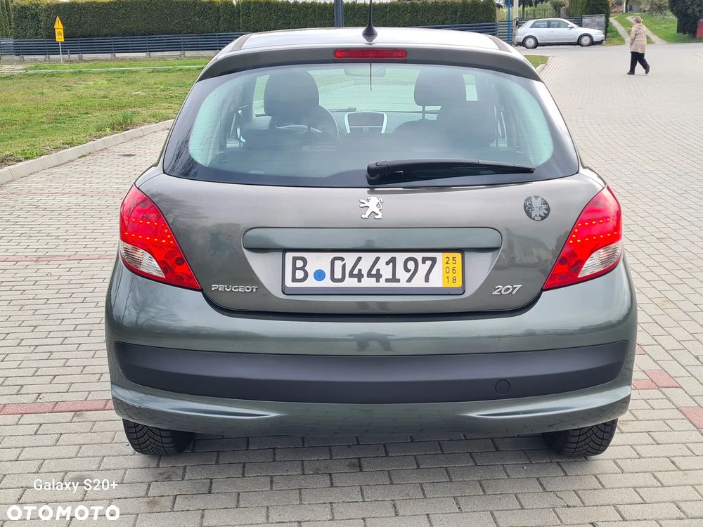 Peugeot 207 - 5