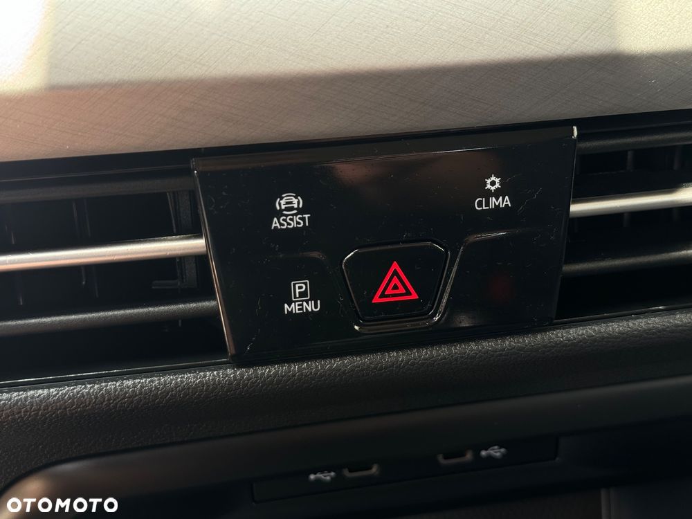 Volkswagen Golf 2.0 TDI SCR DSG Life - 13