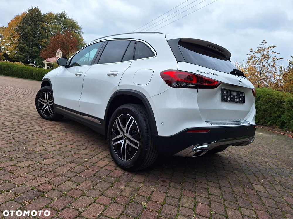 Mercedes-Benz GLA 220 d 8G-DCT AMG Line - 6