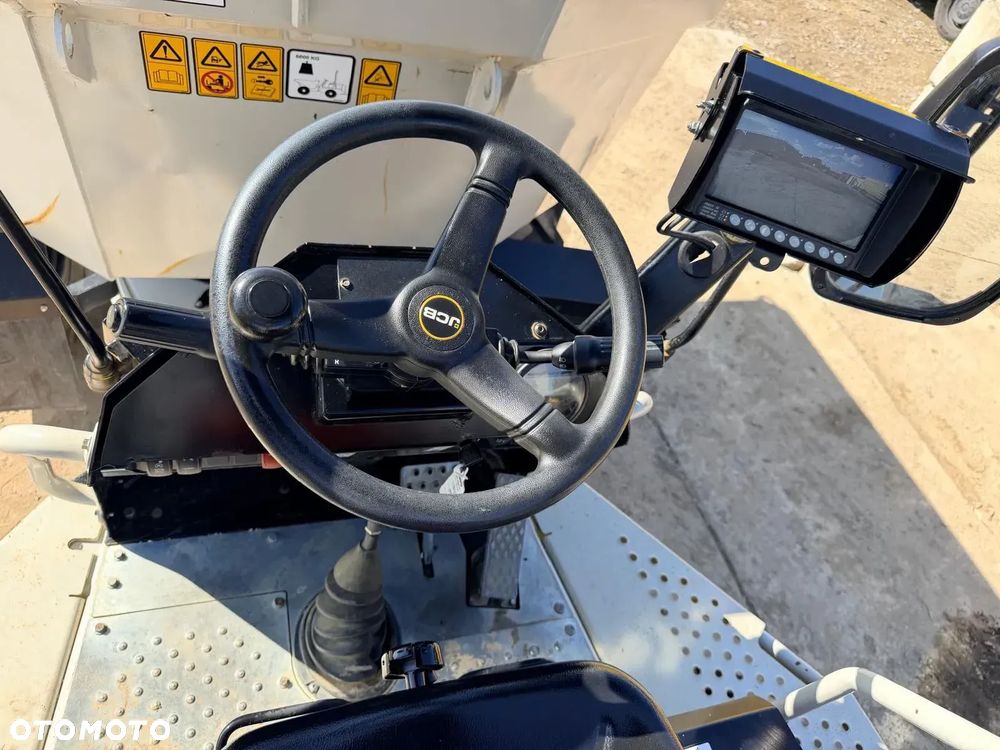 JCB 6ST - 10
