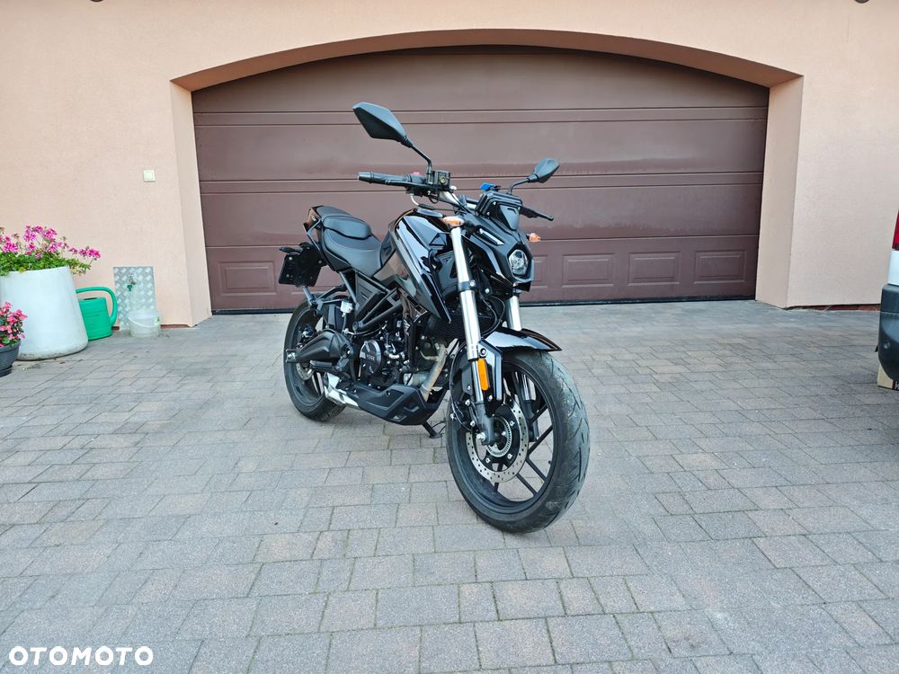 Voge R125