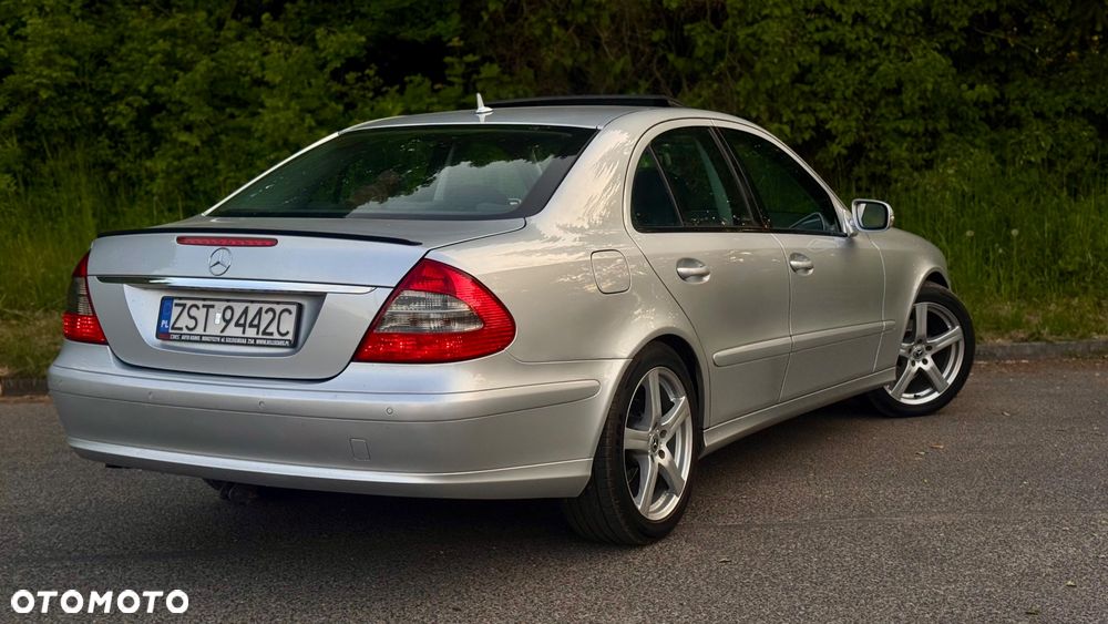 Mercedes-Benz Klasa E - 19