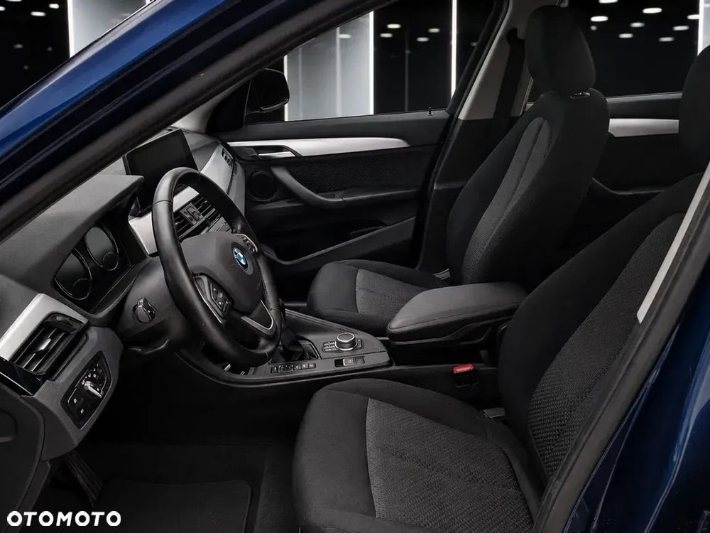 BMW X1 xDrive25e Advantage - 6