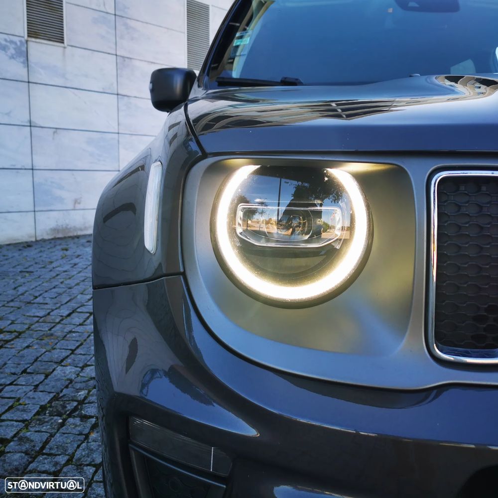 Jeep Renegade 1.6 MJD Limited - 31