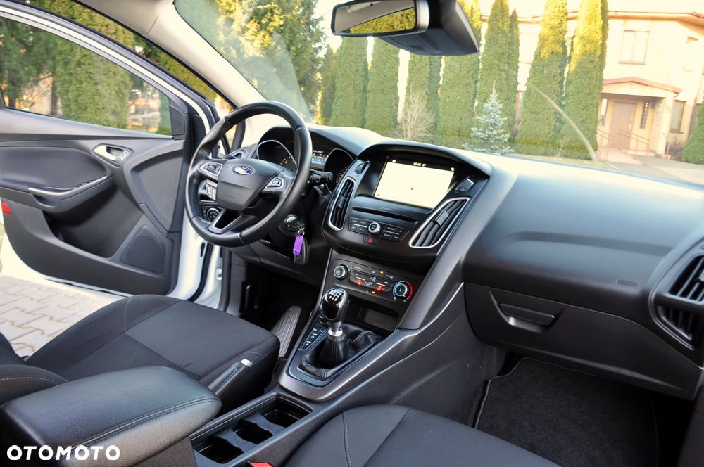 Ford Focus 1.5 TDCi Titanium - 24