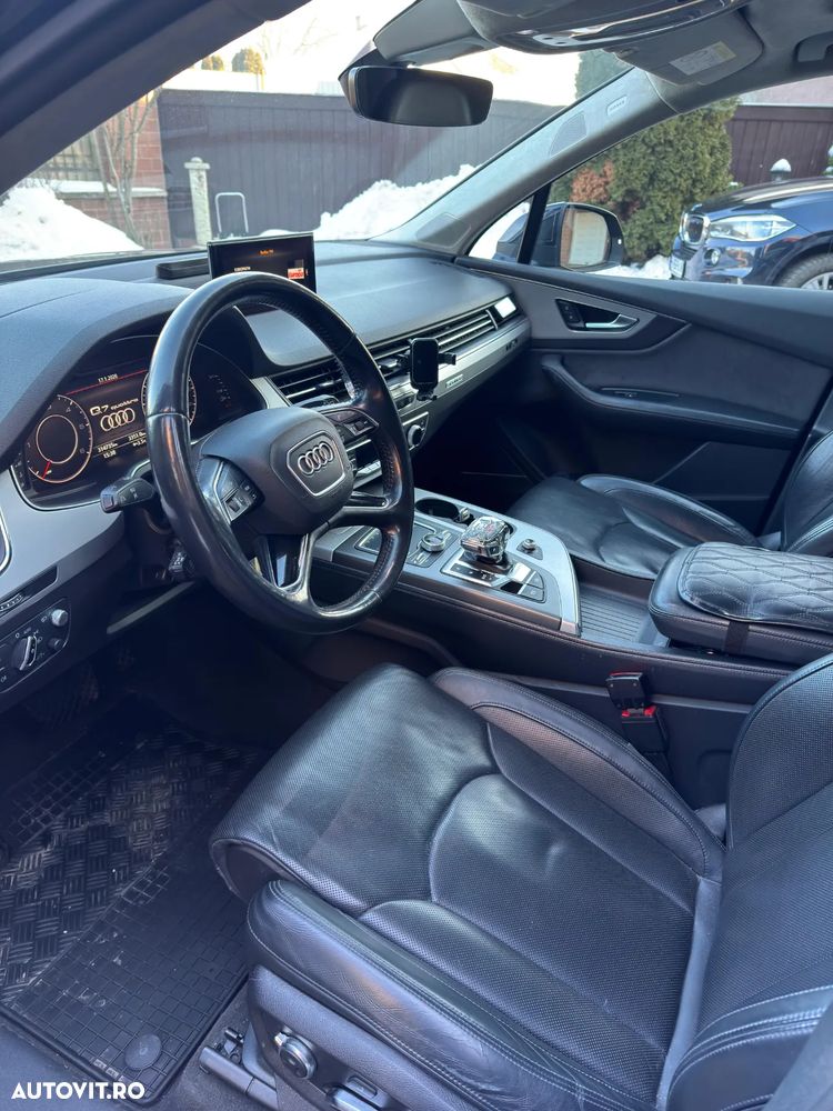 Audi Q7 - 8