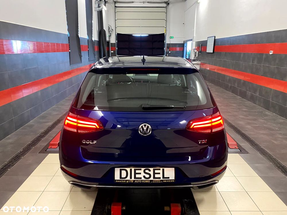 Volkswagen Golf 1.6 TDI (BlueMotion Technology) Trendline - 9