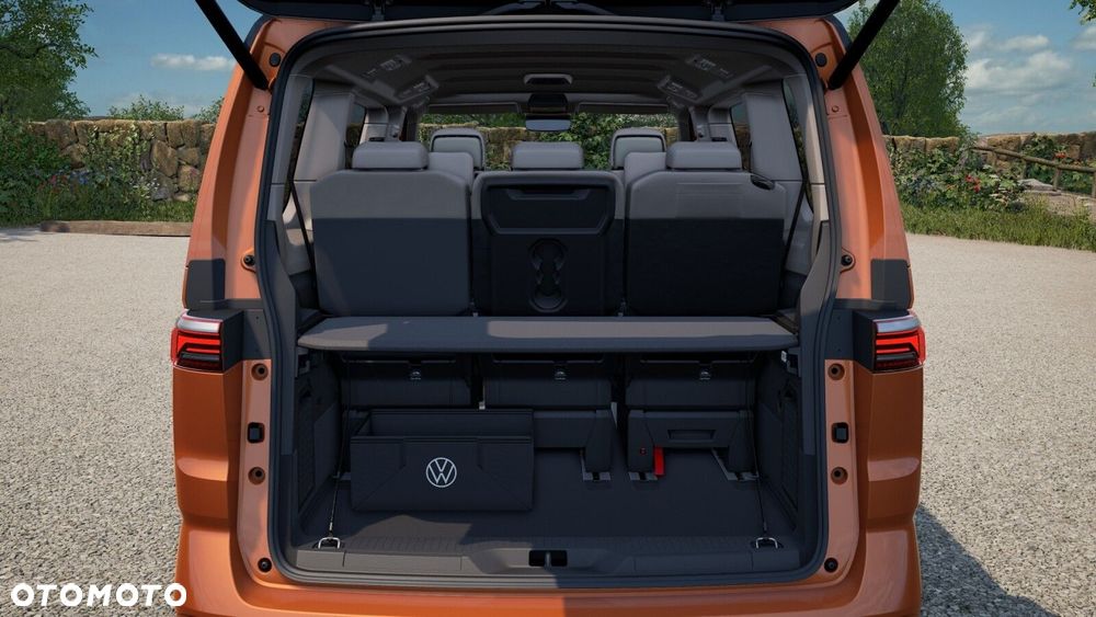 Volkswagen Multivan - 13