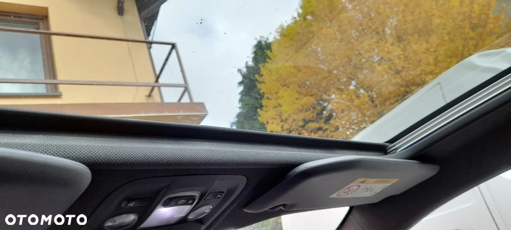 Peugeot 208 1.6 e-THP GTi S&S - 12