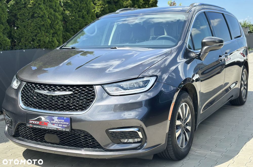 Chrysler Pacifica - 7